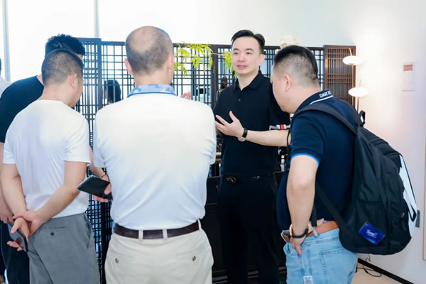 圣堡羅二登領獎臺！閃耀2024中國系統門窗大會！