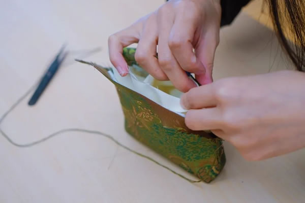 蘇州市總工會文化活動“匠心·口金包手作研習坊”在北美楓情圓滿舉辦！