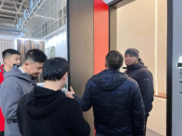 霍爾茨 | 2025中國家居新品潮流趨勢大典：霍爾茨以創新成果重磅亮相