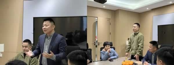 廣千木門