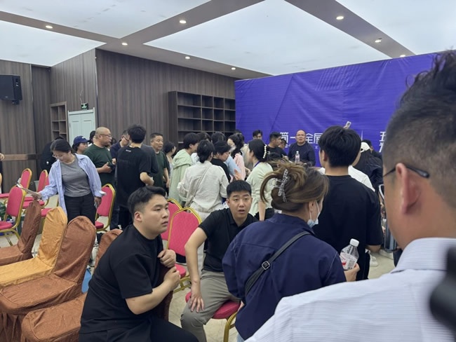 簡一家居