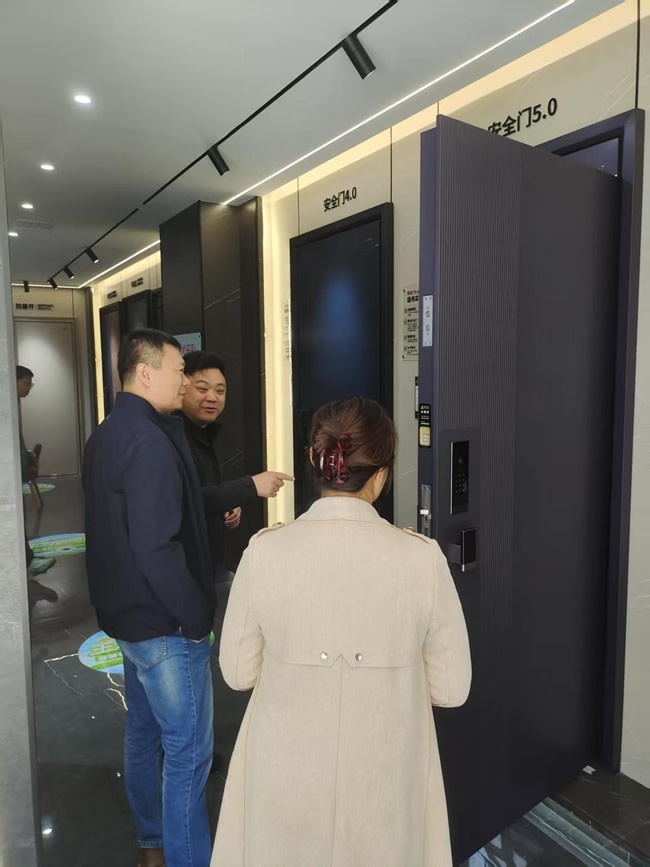 王力門業