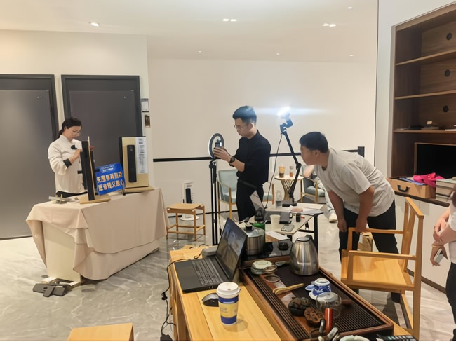 王力門業(yè)