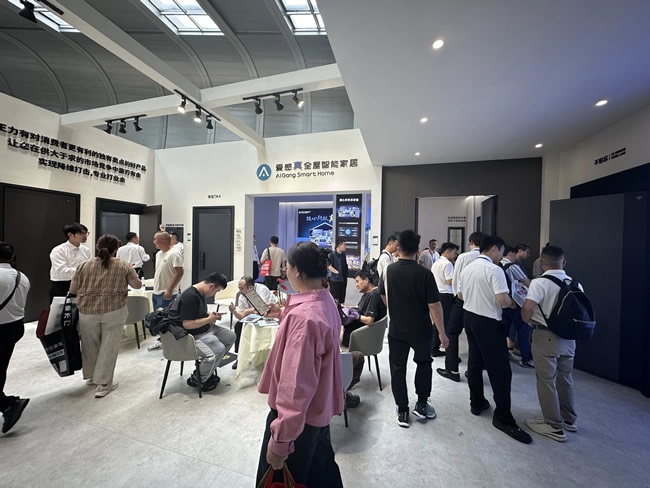 王力門業(yè)