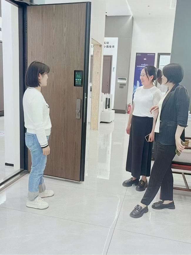 王力門業