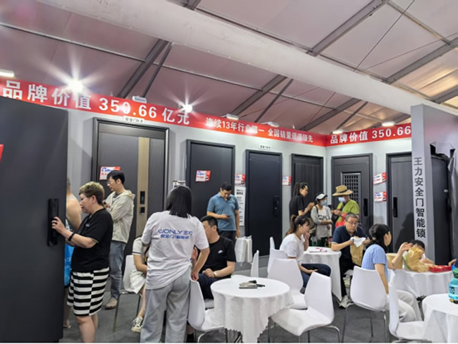 王力門業(yè) | 驚爆！天津家博會，李年昌3天狂攬80單的營銷秘籍大揭秘