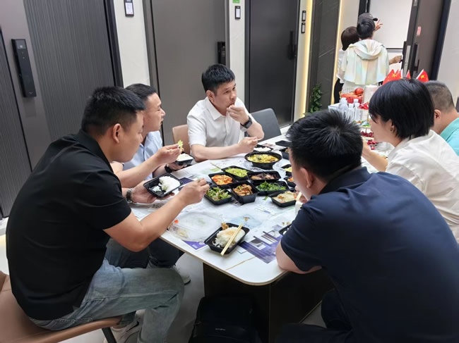 王力門業