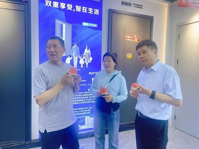 王力門業