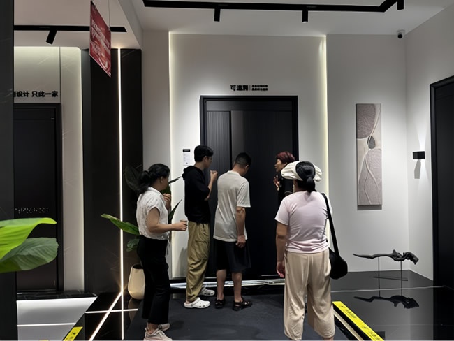 王力門業