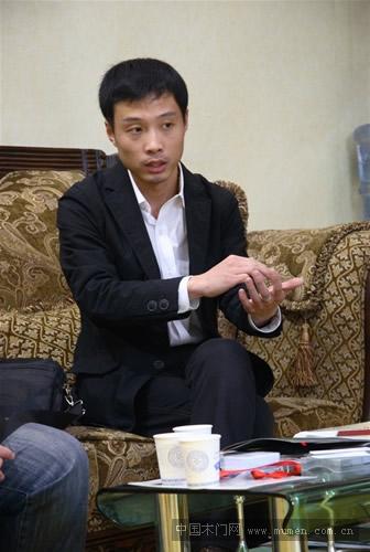 瑪歌木門崔經理