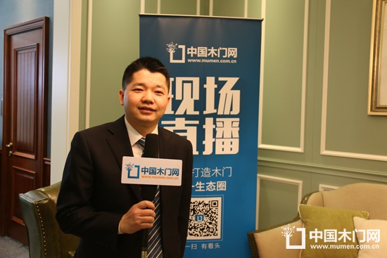 開心木門姚斌