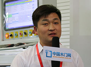中國木門網專訪濟南華信鋁塑門窗設備有限公司銷售經理許春勛