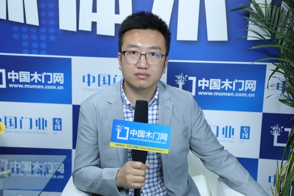 帝冠木門陳春儒
